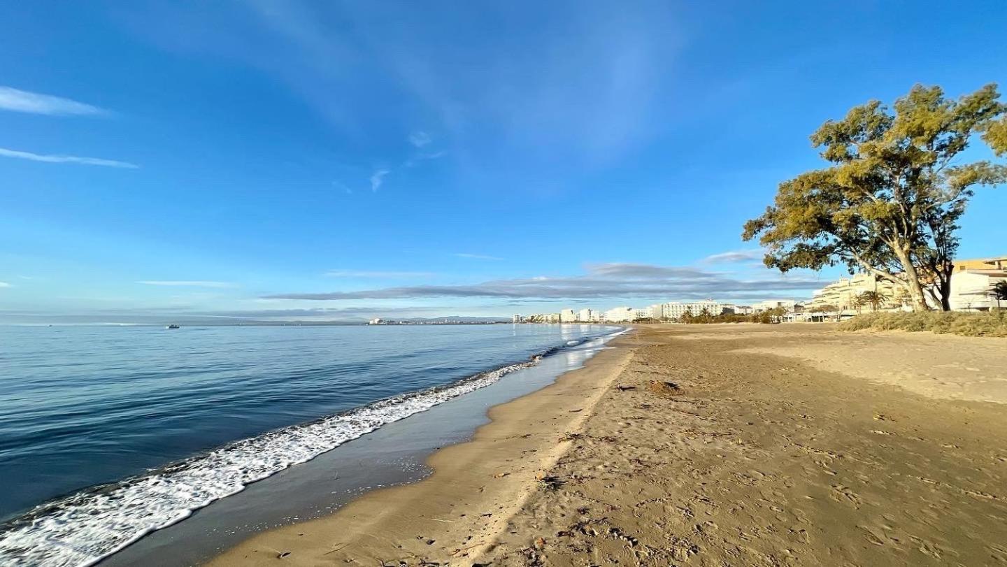 Apartamento Acogedor Con Piscina En Santa Margarita Rosas Exteriör bild